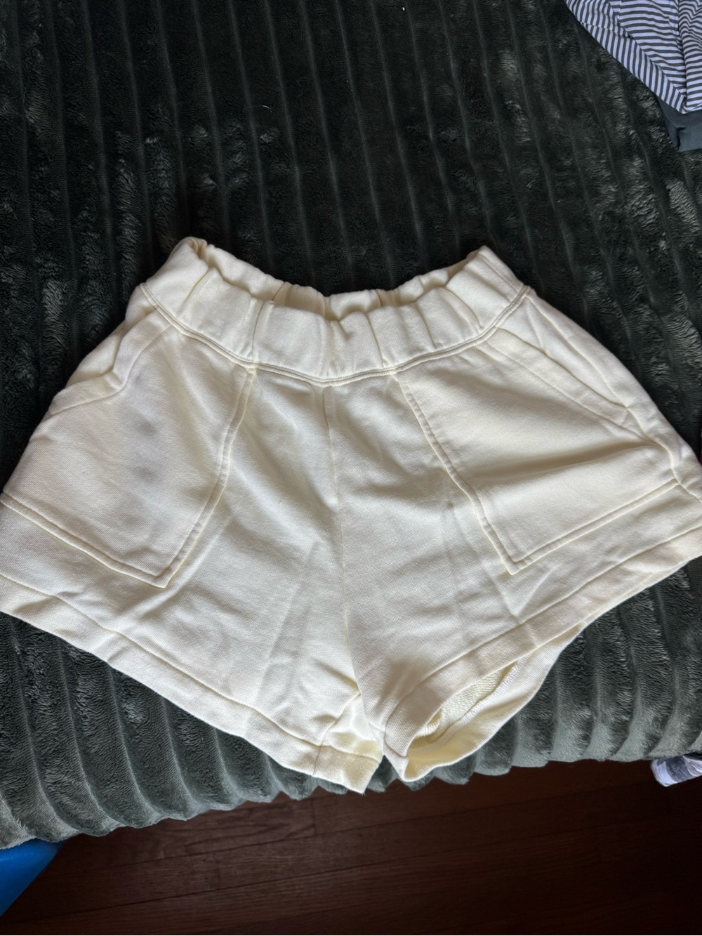 aerie Fleece Lounge Shorts in Cozy Yellow - Picture 2 of 2